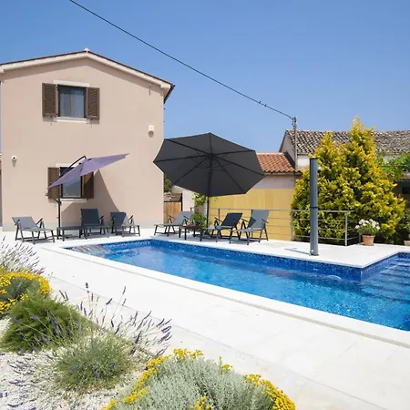 House Balarini Сasa de vacaciones *